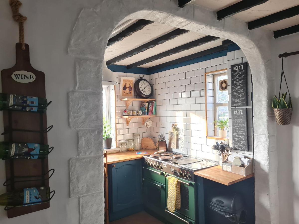 Old Road Cottage Pet Friendly Outdoors Beaches Neath Esterno foto