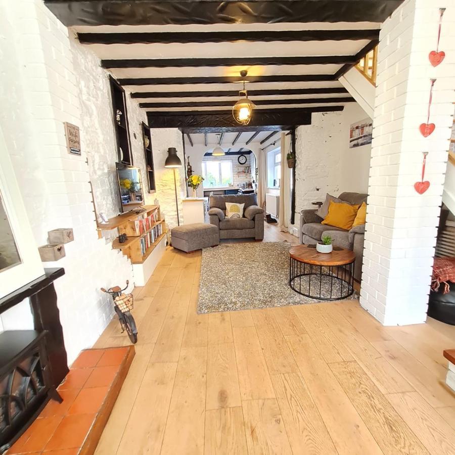 Old Road Cottage Pet Friendly Outdoors Beaches Neath Esterno foto